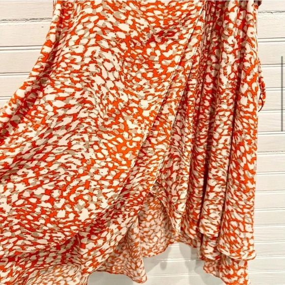 Free People Women's French Quarter Wrap Mini Dress Orange Print Size S Casual - Picture 5 of 12